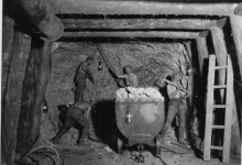 Miners in Lupeni coal mine. [photo: Petrosani Mining Museum]