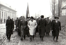 1944-11-23_Photo DA091_Miners and railroad workers -Petrosani-Gheorghe Gheorghiu-Dej