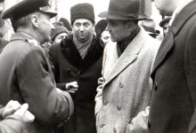 1944-11-23_Photo DA113a_Gheorghe Gheorghiu-Dej – comandantului garnizoanei militare din VJ_Petrosani