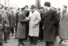 1944-11-23_Photo DA113b_Gheorghe Gheorghiu-Dej – comandantului garnizoanei militare din VJ_Petrosani