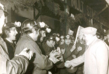 1977-11-9-10_Photo BA206_Nicolae Ceausescuin -judetul Hunedoara. La Petrosani